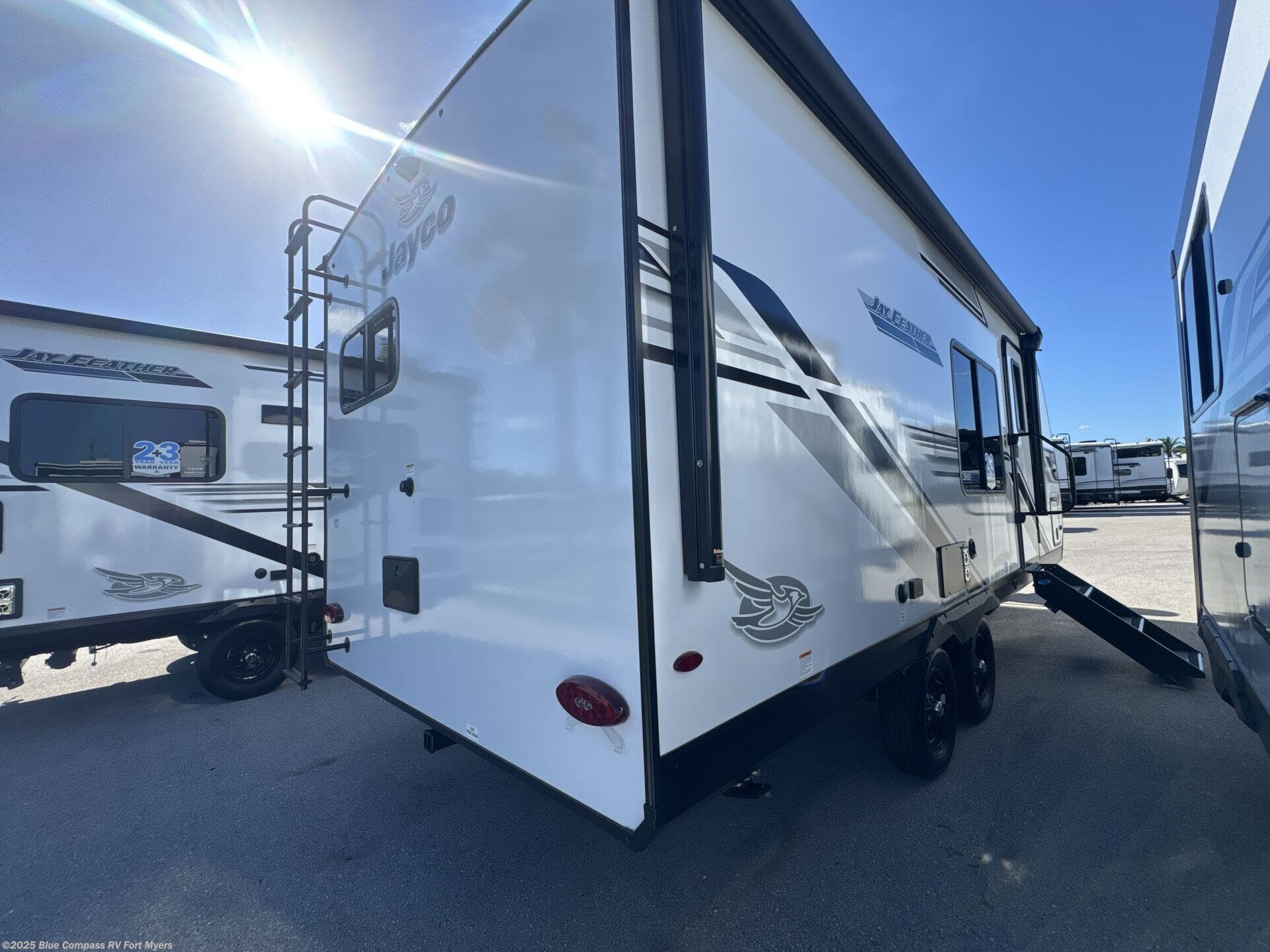 Contact us now about this 2026 Jayco Jay Feather 21MML! 2026 Jay Feather 21MML by Jayco from Blue Compass RV Fort Myers in Fort Myers, Florida