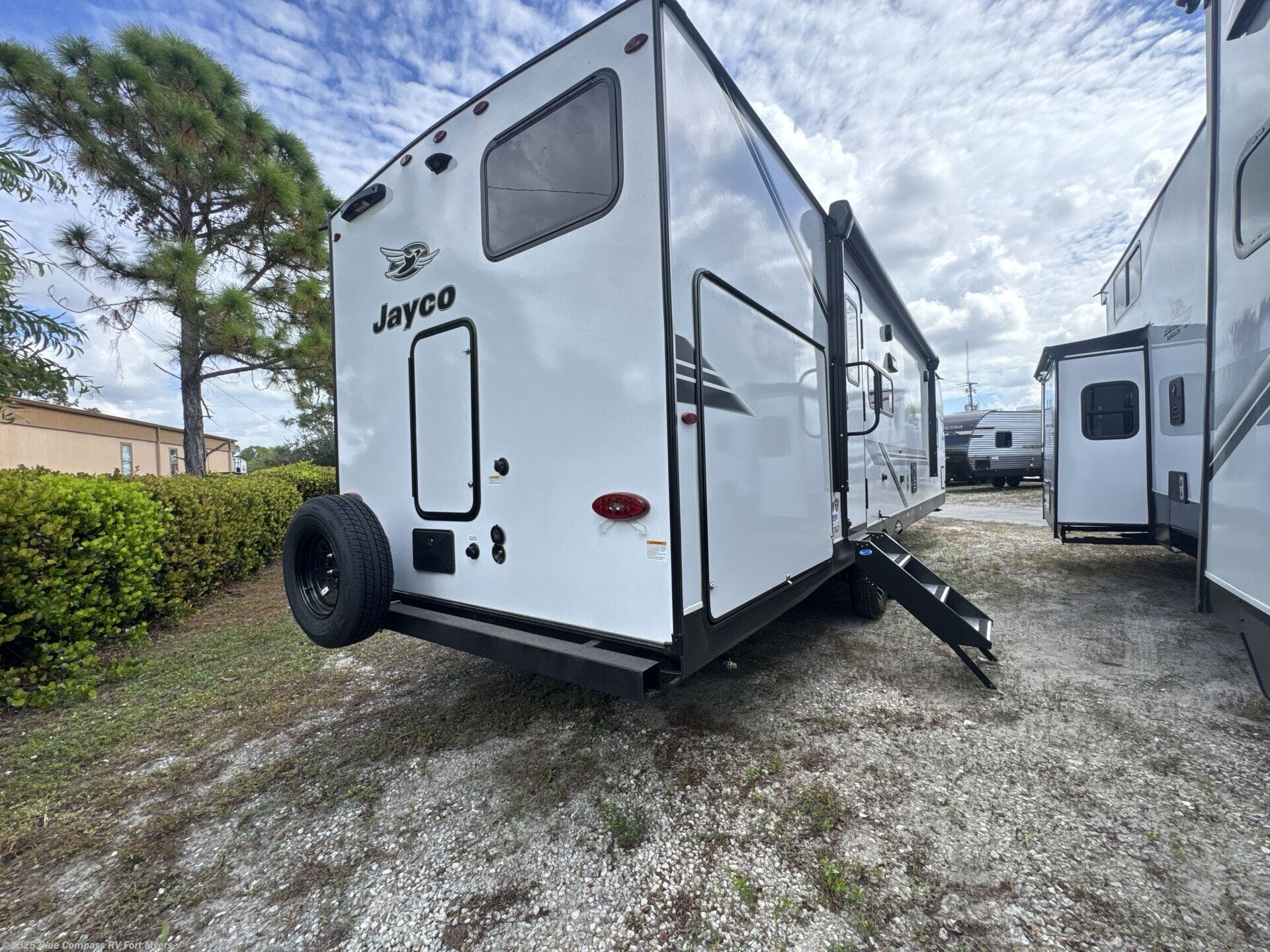Contact us now about this 2026 Jayco Jay Flight SLX 295TBS! 2026 Jay Flight SLX 295TBS by Jayco from Blue Compass RV Fort Myers in Fort Myers, Florida