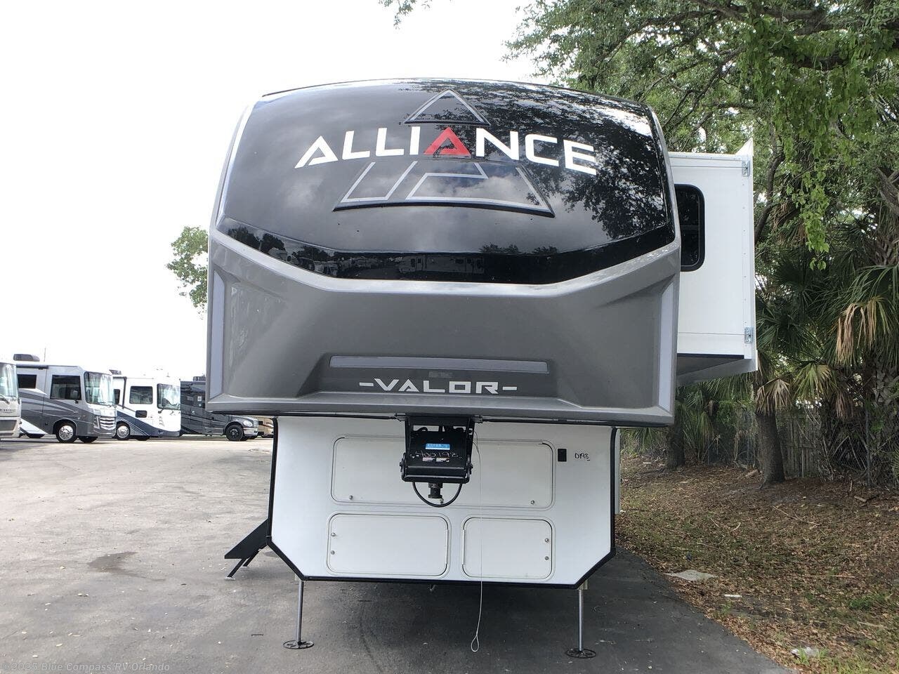 New 2025 Alliance RV Valor 40V13 available in Casselberry, Florida