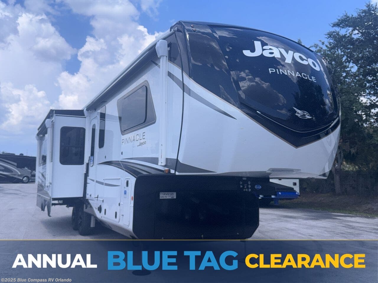 Email now about this 2026 Jayco Pinnacle 32RLTS! New 2026 Jayco Pinnacle 32RLTS available in Casselberry, Florida