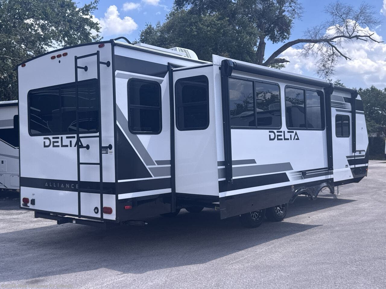 Contact us now about this 2026 Alliance RV Delta 292RL! 2026 Delta 292RL by Alliance RV from Blue Compass RV Orlando in Casselberry, Florida