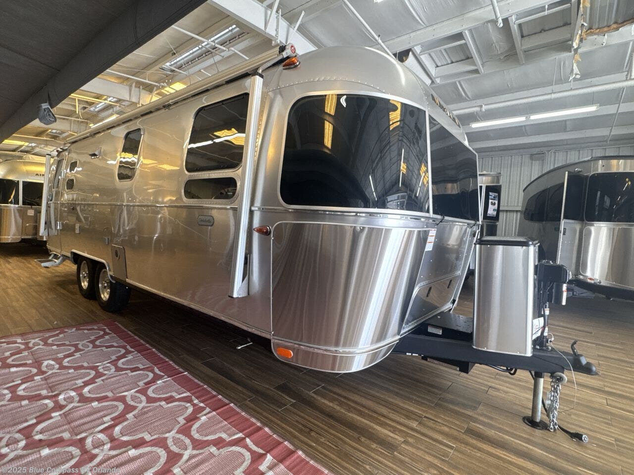 New 2026 Airstream Globetrotter 27FB available in Casselberry, Florida