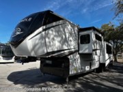 Contact us now about this 2025 Jayco Pinnacle 38FBRK! 2025 Pinnacle 38FBRK by Jayco from Blue Compass RV Orlando in Casselberry, Florida