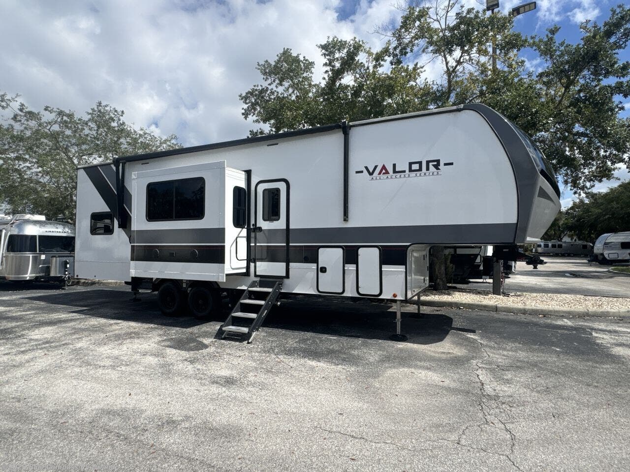 Used 2024 Alliance RV Valor All-Access 31A10 available in Casselberry, Florida