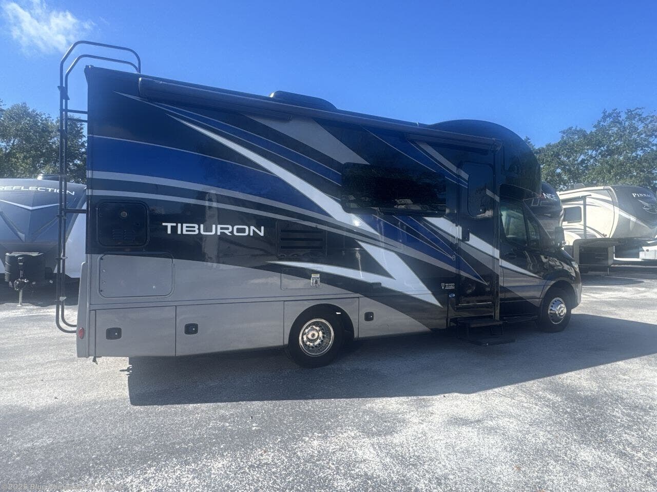 Contact us now about this 2021 Thor Motor Coach Tiburon Sprinter 24FB! 2021 Tiburon Sprinter 24FB by Thor Motor Coach from Blue Compass RV Orlando in Casselberry, Florida