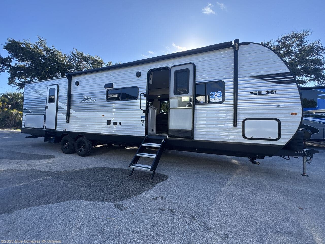 New 2026 Jayco Jay Flight SLX 321BDS available in Casselberry, Florida