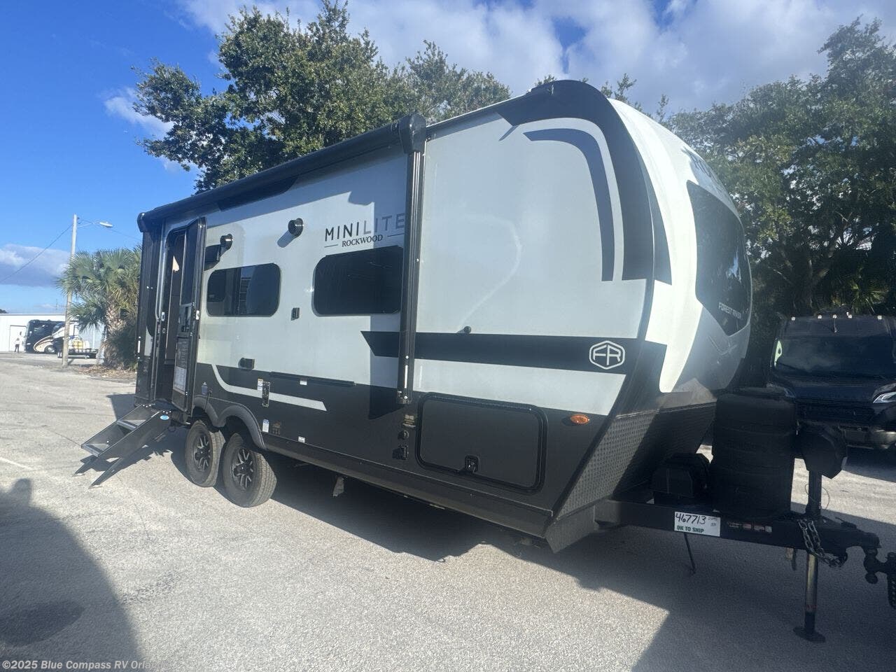 New 2026 Forest River Rockwood Mini Lite 2109S available in Casselberry, Florida