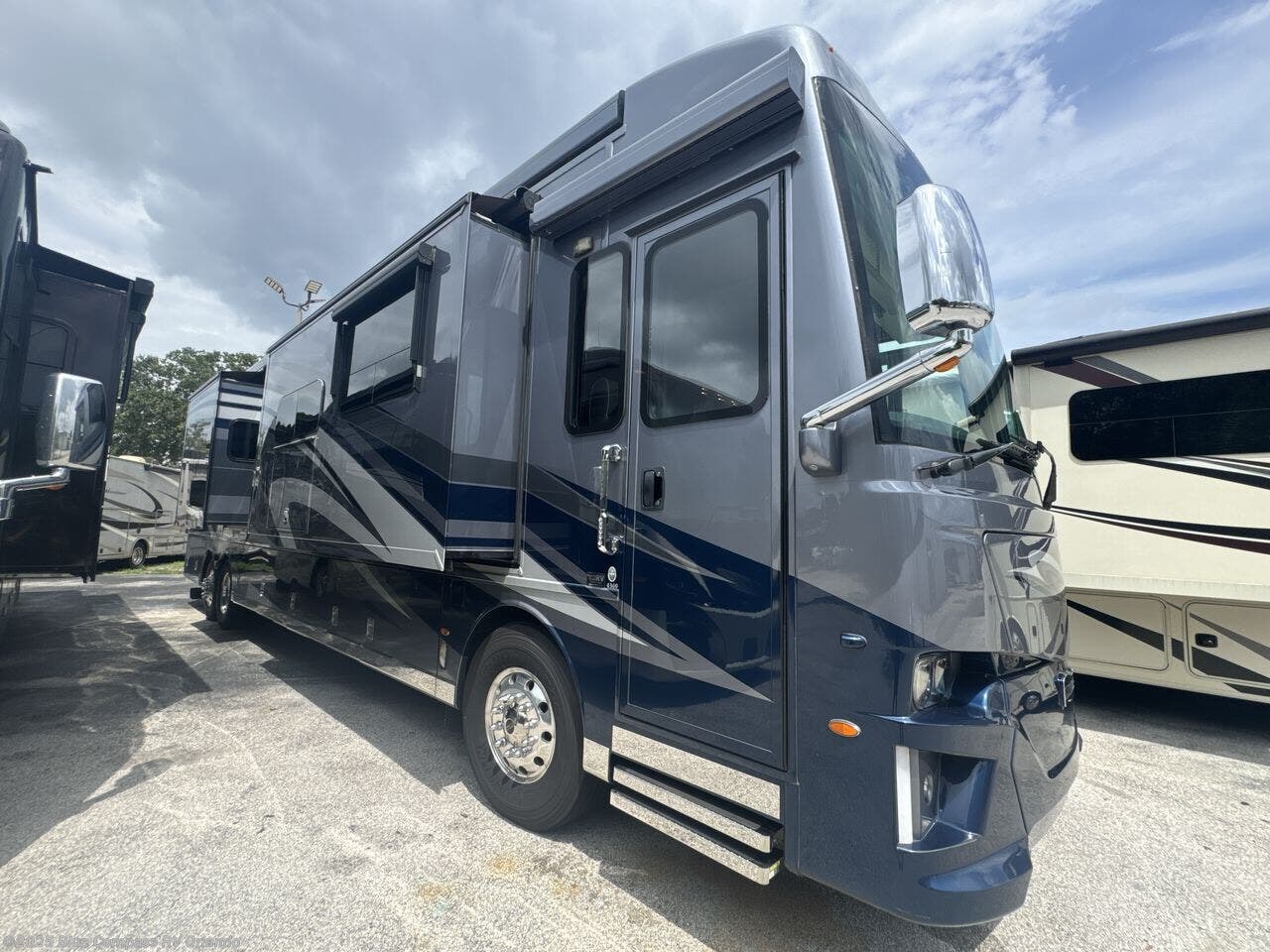 Contact us now about this 2019 Newmar Dutch Star 4369! 2019 Dutch Star 4369 by Newmar from Blue Compass RV Orlando in Casselberry, Florida
