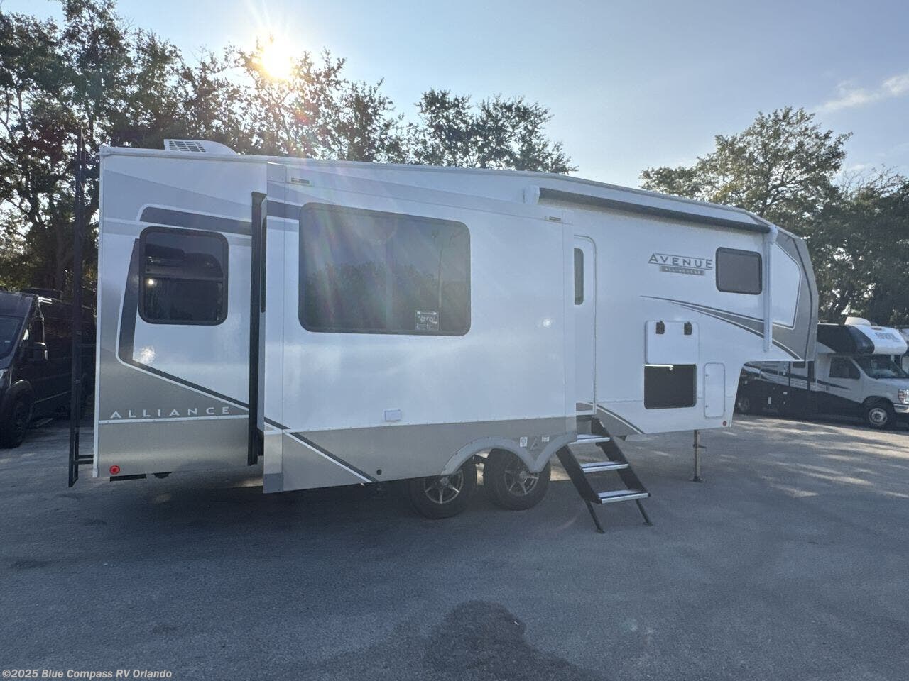 Contact us now about this 2026 Alliance RV Avenue All-Access 25RL! 2026 Avenue All-Access 25RL by Alliance RV from Blue Compass RV Orlando in Casselberry, Florida