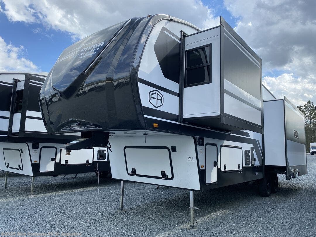 New 2025 East to West Blackthorn 3100RL available in St. Augustine, Florida