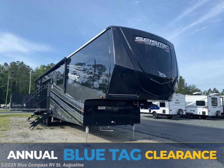 Email now about this 2025 Jayco Seismic Luxury Series 4113! New 2025 Jayco Seismic Luxury Series 4113 available in St. Augustine, Florida