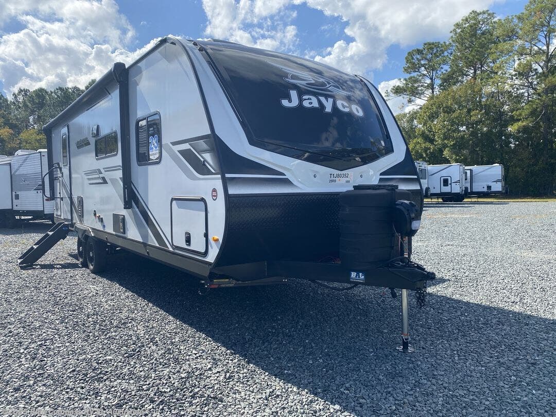 Contact us now about this 2026 Jayco Jay Feather 25RB! 2026 Jay Feather 25RB by Jayco from Blue Compass RV St. Augustine in St. Augustine, Florida