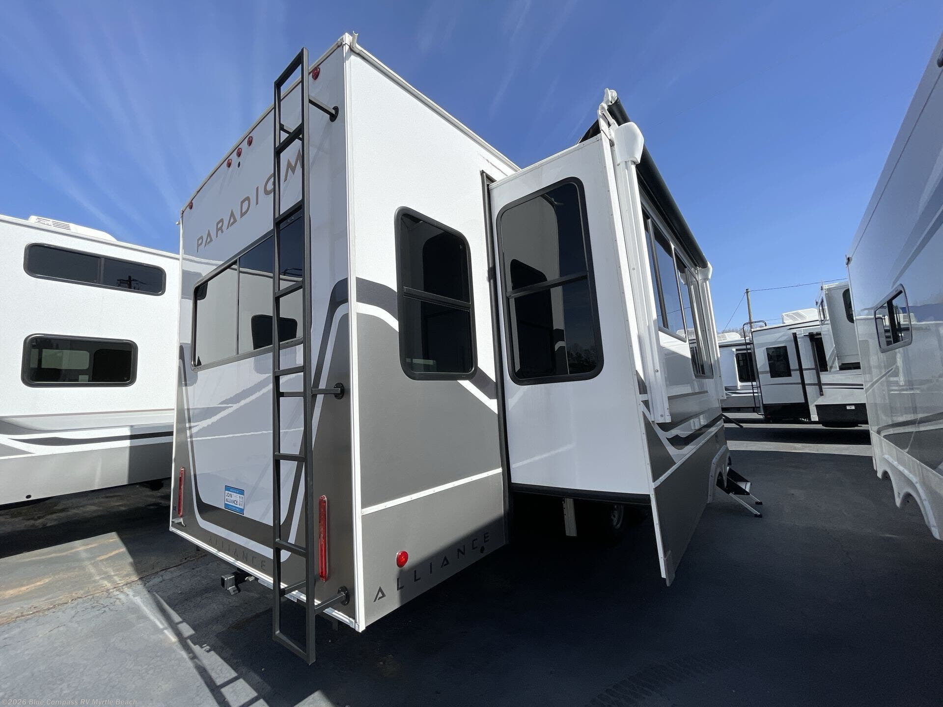 New 2025 Alliance RV Paradigm 310RL available in Myrtle Beach, South Carolina