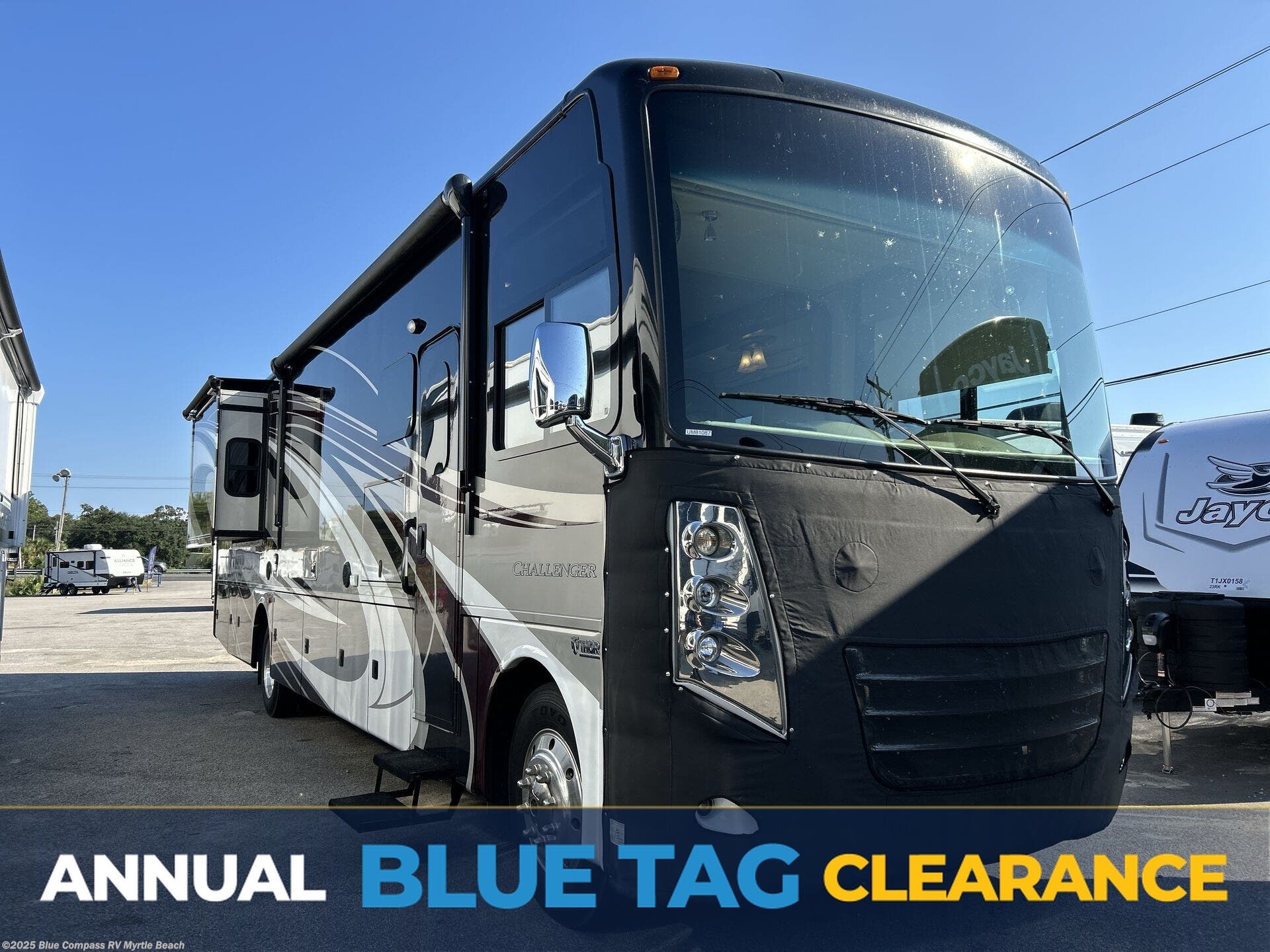 Email now about this 2017 Thor Motor Coach Challenger 37LX! Used 2017 Thor Motor Coach Challenger 37LX available in Myrtle Beach, South Carolina
