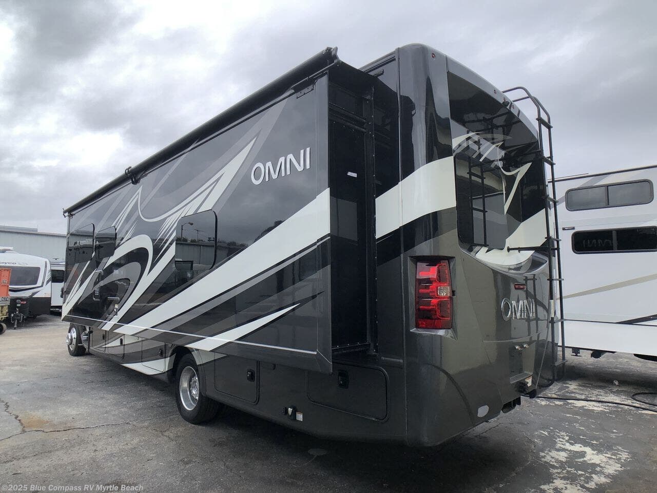Used 2022 Thor Motor Coach Omni SV34 available in Myrtle Beach, South Carolina