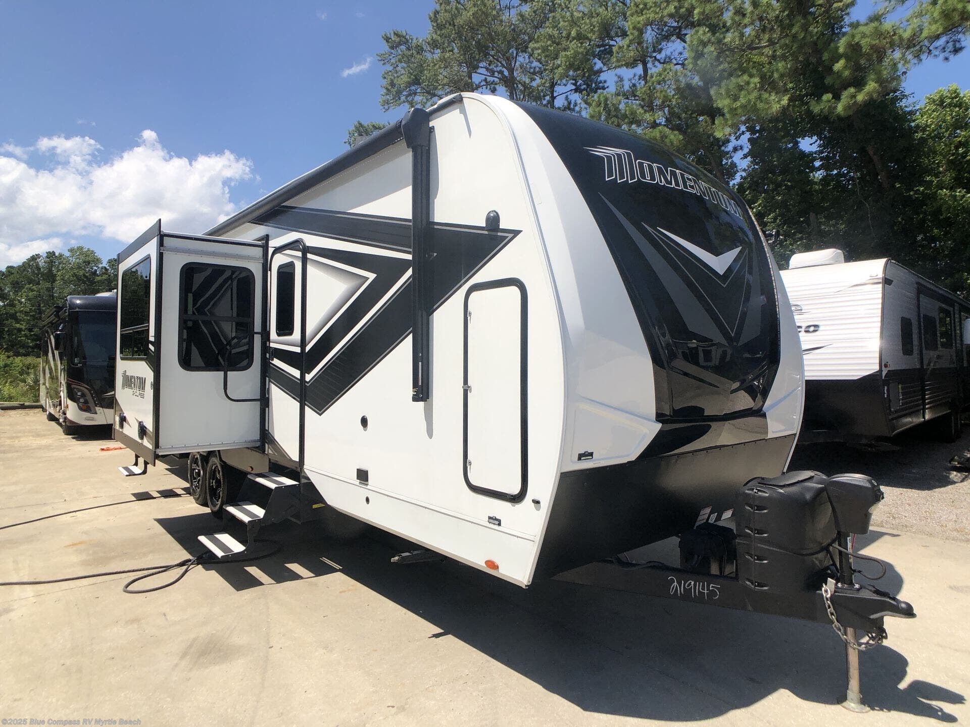 Contact us now about this 2023 Grand Design Momentum G-Class 29G! 2023 Momentum G-Class 29G by Grand Design from Blue Compass RV Myrtle Beach in Myrtle Beach, South Carolina