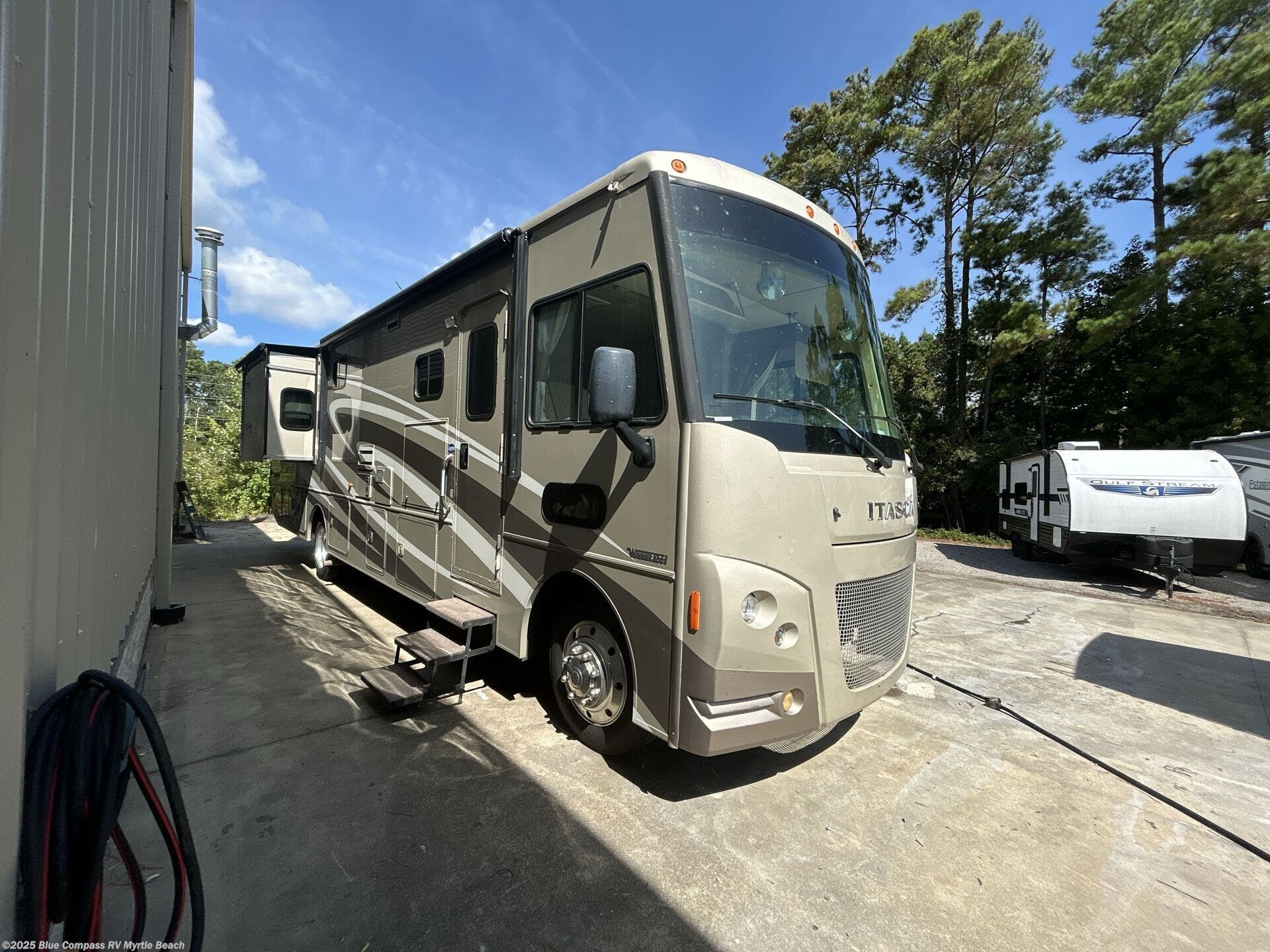 Contact us now about this 2016 Itasca Sunstar 35F! 2016 Sunstar 35F by Itasca from Blue Compass RV Myrtle Beach in Myrtle Beach, South Carolina