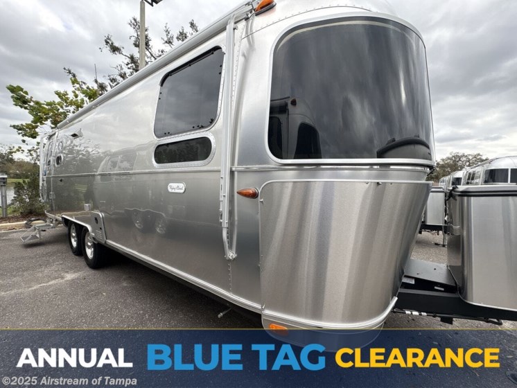 Email now about this 2025 Airstream Flying Cloud 27FB Queen! New 2025 Airstream Flying Cloud 27FB Queen available in Dover, Florida