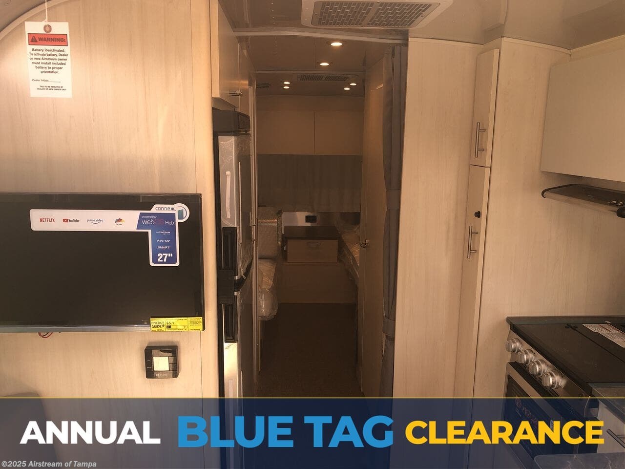 Email now about this 2026 Airstream Flying Cloud 25FB Twin! New 2026 Airstream Flying Cloud 25FB Twin available in Dover, Florida