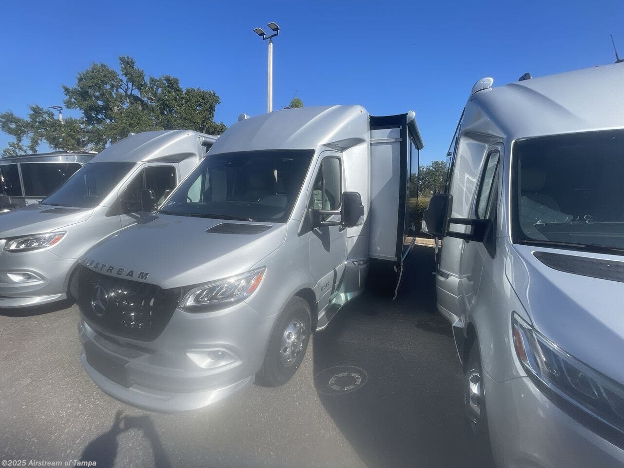 New 2026 Airstream Atlas MURPHY SUITE available in Dover, Florida