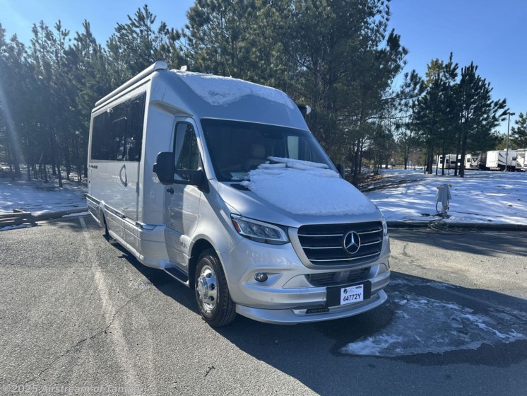 Email now about this 2025 Airstream Atlas Murphy Suite! New 2025 Airstream Atlas Murphy Suite available in Dover, Florida