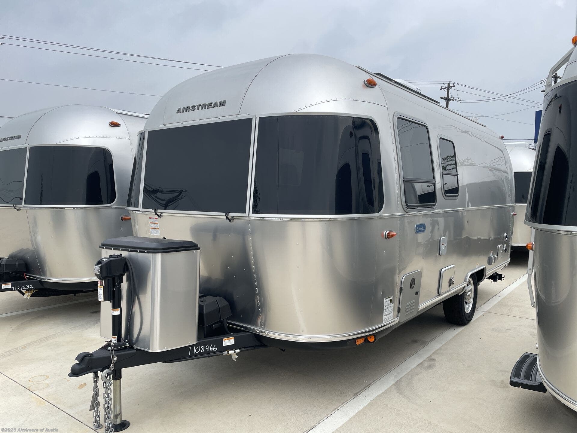 Contact us now about this 2025 Airstream Bambi 22FB! 2025 Bambi 22FB by Airstream from Airstream of Austin in Buda, Texas