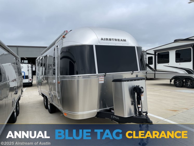Email now about this 2025 Airstream Flying Cloud 23FB! New 2025 Airstream Flying Cloud 23FB available in Buda, Texas