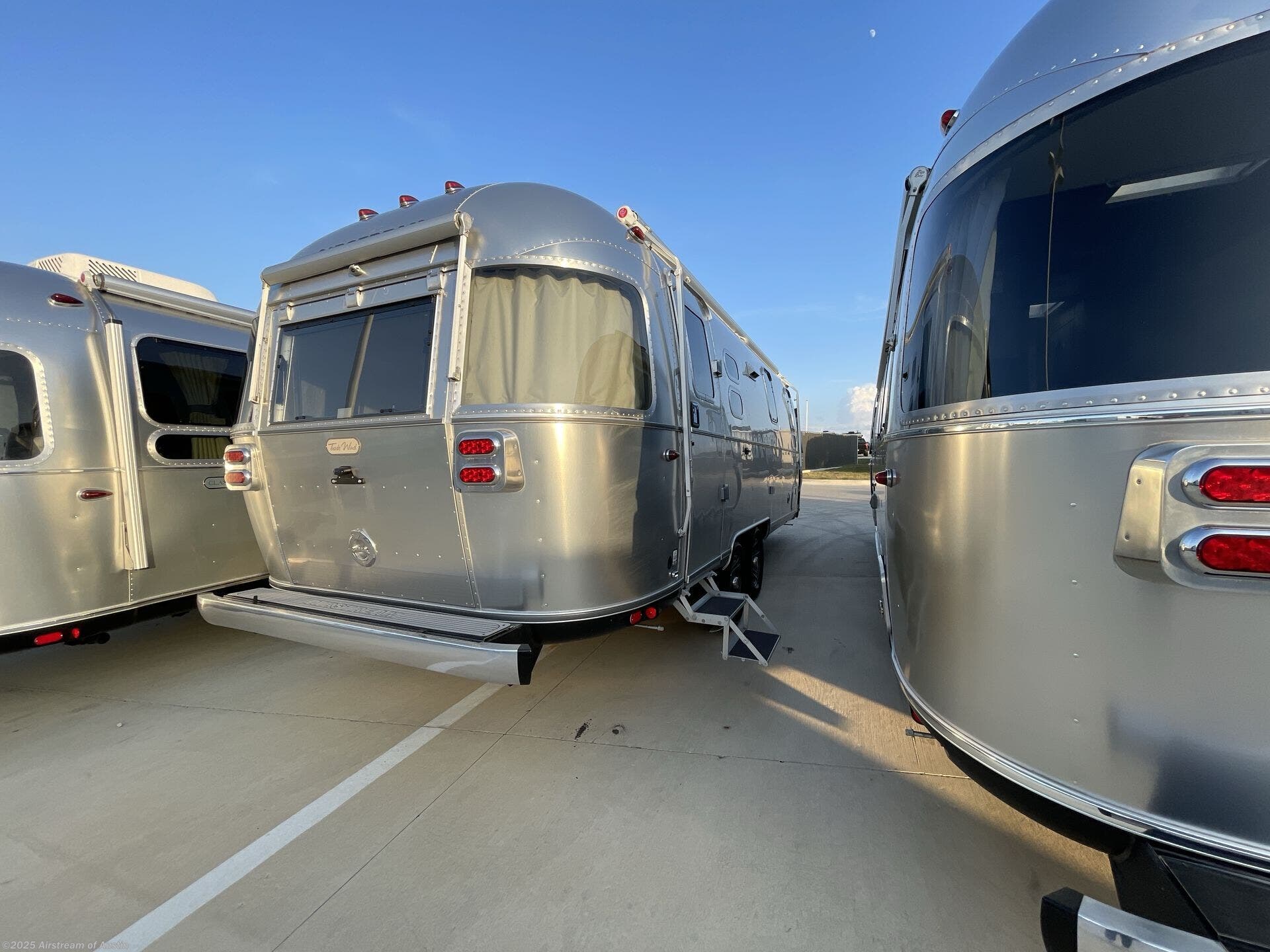 New 2026 Airstream Trade Wind 25FB Twin available in Buda, Texas