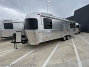 Contact us now about this 2024 Airstream Flying Cloud 27FB Twin! 2024 Flying Cloud 27FB Twin by Airstream from Airstream of Austin in Buda, Texas