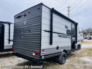 Call now about this 2026 Coachmen Catalina Summit Series 7 164BHX! 2026 Coachmen Catalina Summit Series 7 164BHX - New Travel Trailer For Sale by Optimum RV - Bushnell in Bushnell, Florida features Awning