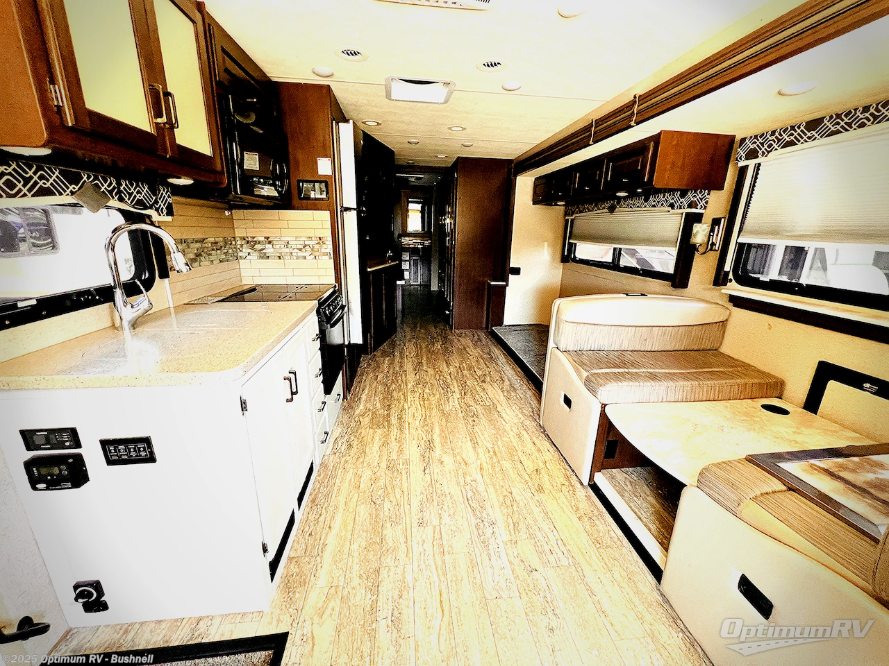 Used 2020 Thor Hurricane 35M available in Bushnell, Florida