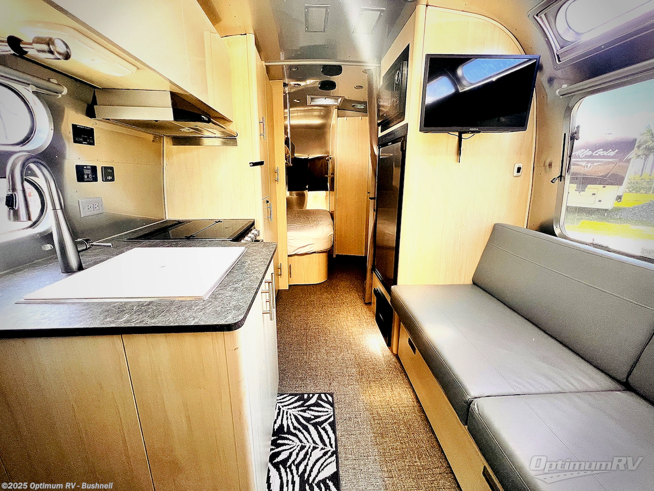 Used 2021 Airstream Flying Cloud 23CB available in Bushnell, Florida
