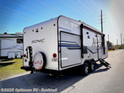 Call now about this 2020 Venture RV Sonic SN220VRB! 2020 Venture RV Sonic SN220VRB - Used Travel Trailer For Sale by Optimum RV - Bushnell in Bushnell, Florida features Slideout, Awning