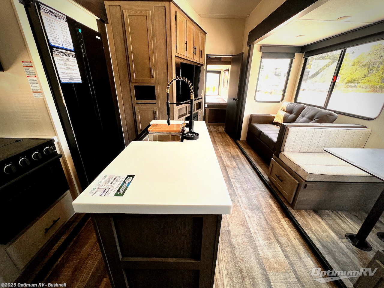 New 2025 Forest River Cherokee Arctic Wolf Suite 3750SUITE available in Bushnell, Florida