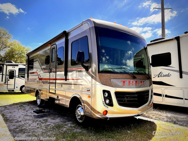 Email now about this 2015 Safari Trek 26HM! Used 2015 Safari Trek 26HM available in Bushnell, Florida