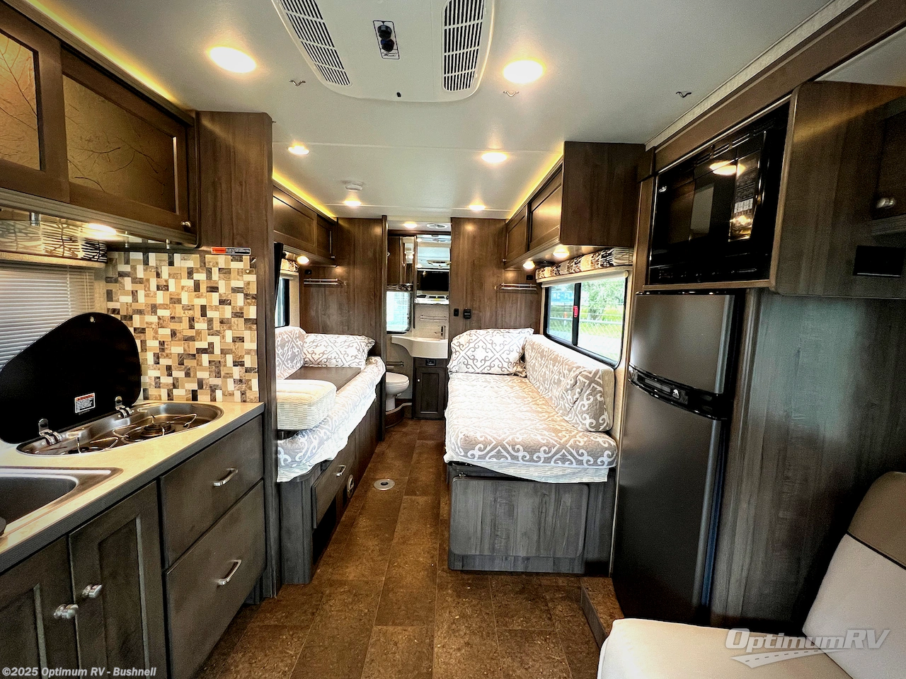 Used 2017 Winnebago Fuse 23A available in Bushnell, Florida