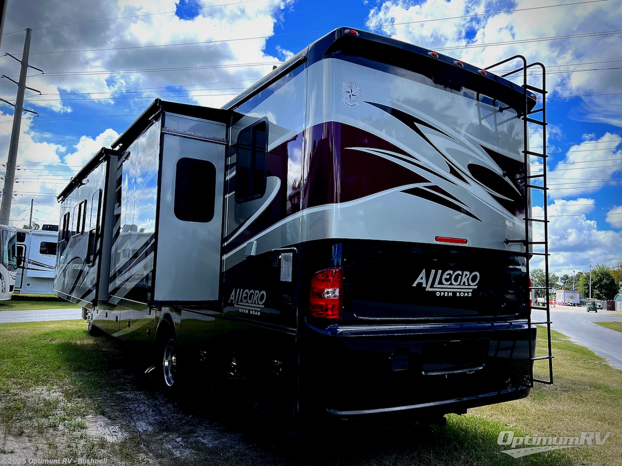 Call now about this 2014 Tiffin Allegro 36 LA! 2014 Tiffin Allegro 36 LA - Used Class A For Sale by Optimum RV - Bushnell in Bushnell, Florida features Slideout