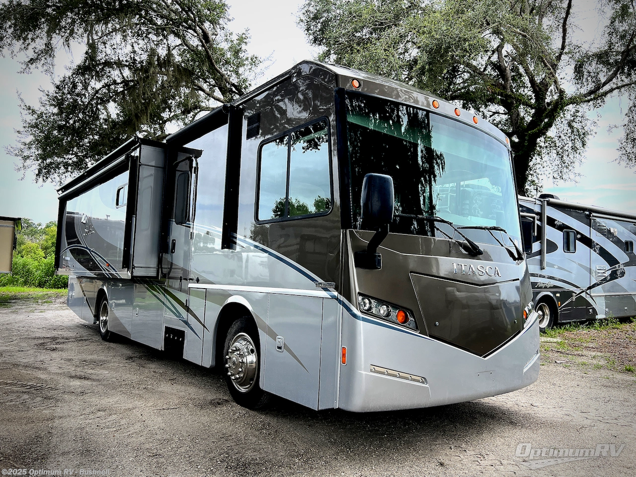 Email now about this 2015 Itasca Solei 34T! Used 2015 Itasca Solei 34T available in Bushnell, Florida
