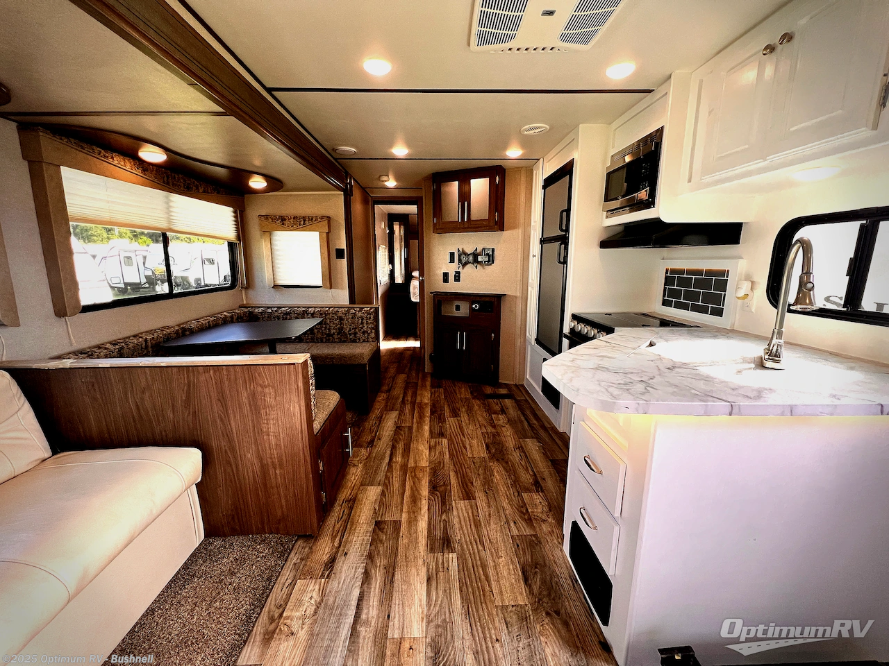 Used 2019 Keystone Hideout 26RLS available in Bushnell, Florida
