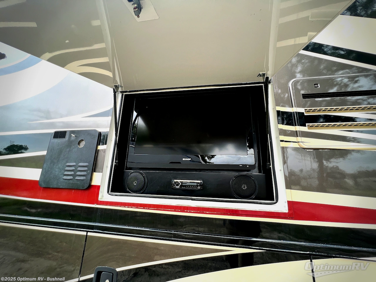 Used 2013 Monaco RV LaPalma 32 SBD available in Bushnell, Florida