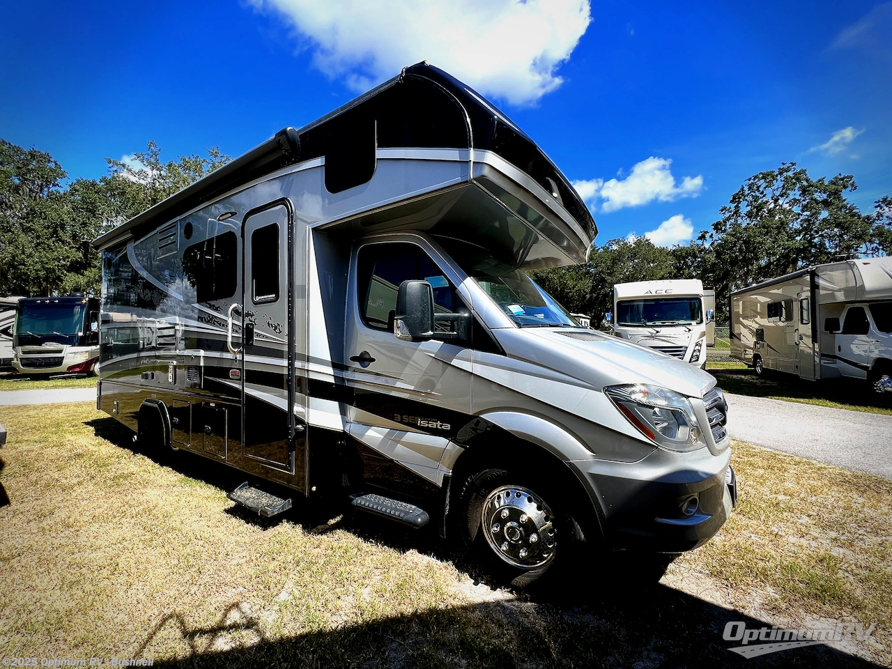 Email now about this 2020 Dynamax Corp isata 3 24FW! Used 2020 Dynamax Corp isata 3 24FW available in Bushnell, Florida