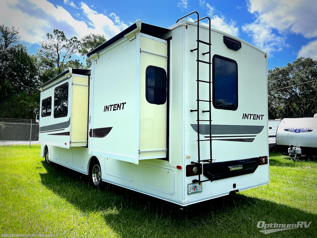 Call now about this 2018 Winnebago Intent 30R! 2018 Winnebago Intent 30R - Used Class A For Sale by Optimum RV - Bushnell in Bushnell, Florida features Awning, Slideout