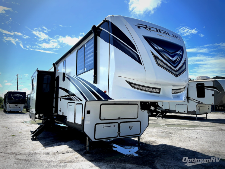 Email now about this 2021 Forest River Vengeance Rogue Armored VGF351G2! Used 2021 Forest River Vengeance Rogue Armored VGF351G2 available in Bushnell, Florida