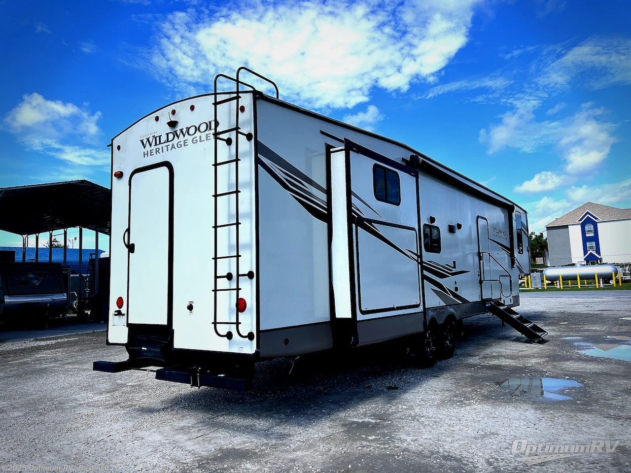 Contact us now about this 2022 Forest River Wildwood Heritage Glen 356QB! 2022 Wildwood Heritage Glen 356QB by Forest River from Optimum RV - Bushnell in Bushnell, Florida
