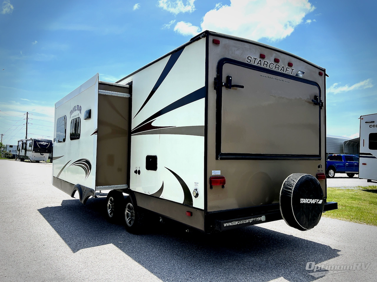 Call now about this 2015 Starcraft Travel Star 227CKS! 2015 Starcraft Travel Star 227CKS - Used Travel Trailer For Sale by Optimum RV - Bushnell in Bushnell, Florida features Slideout
