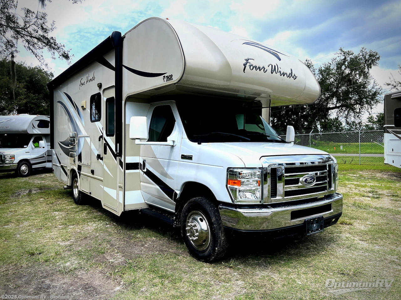 Email now about this 2017 Thor Four Winds 24F! Used 2017 Thor Four Winds 24F available in Bushnell, Florida