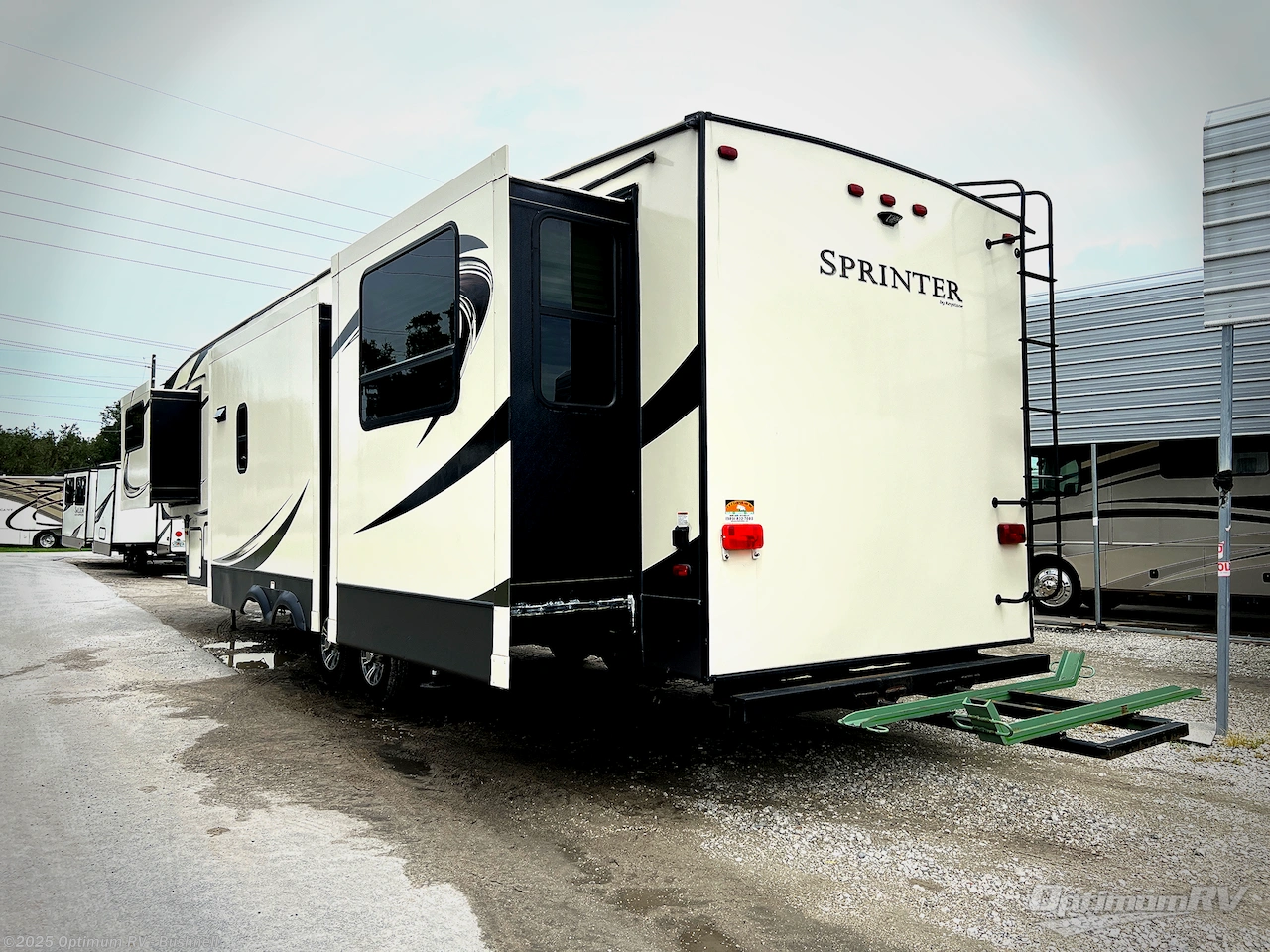 Call now about this 2018 Keystone Sprinter 353 FWDEN! 2018 Keystone Sprinter 353 FWDEN - Used Fifth Wheel For Sale by Optimum RV - Bushnell in Bushnell, Florida features Slideout, Awning