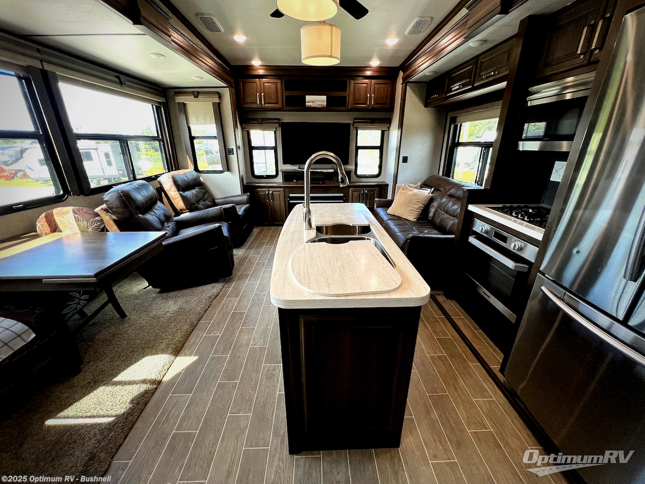 Used 2020 Keystone Alpine 3021RE available in Bushnell, Florida