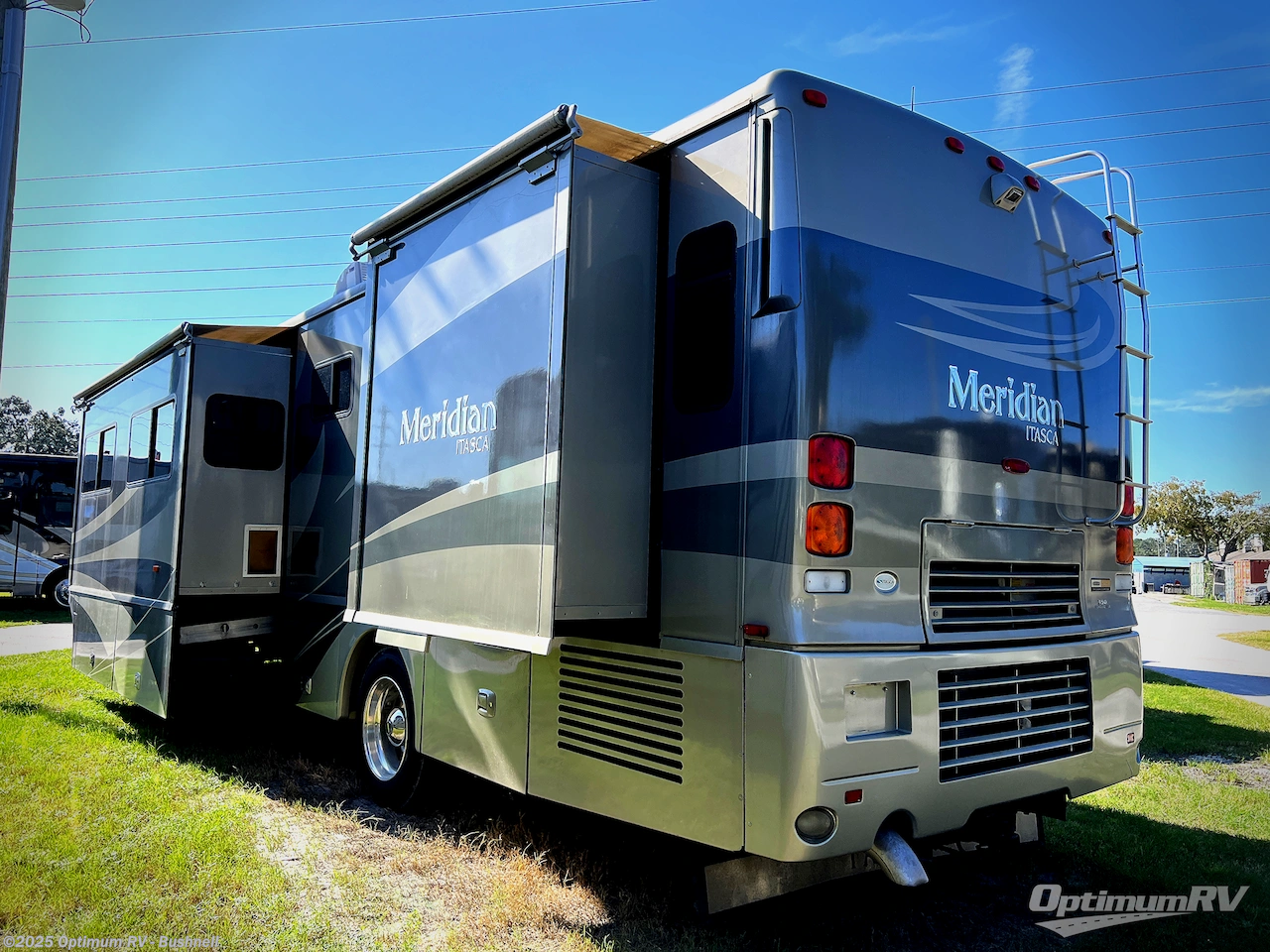 Call now about this 2007 Itasca Meridian 36 G! 2007 Itasca Meridian 36 G - Used Class A For Sale by Optimum RV - Bushnell in Bushnell, Florida features Slideout