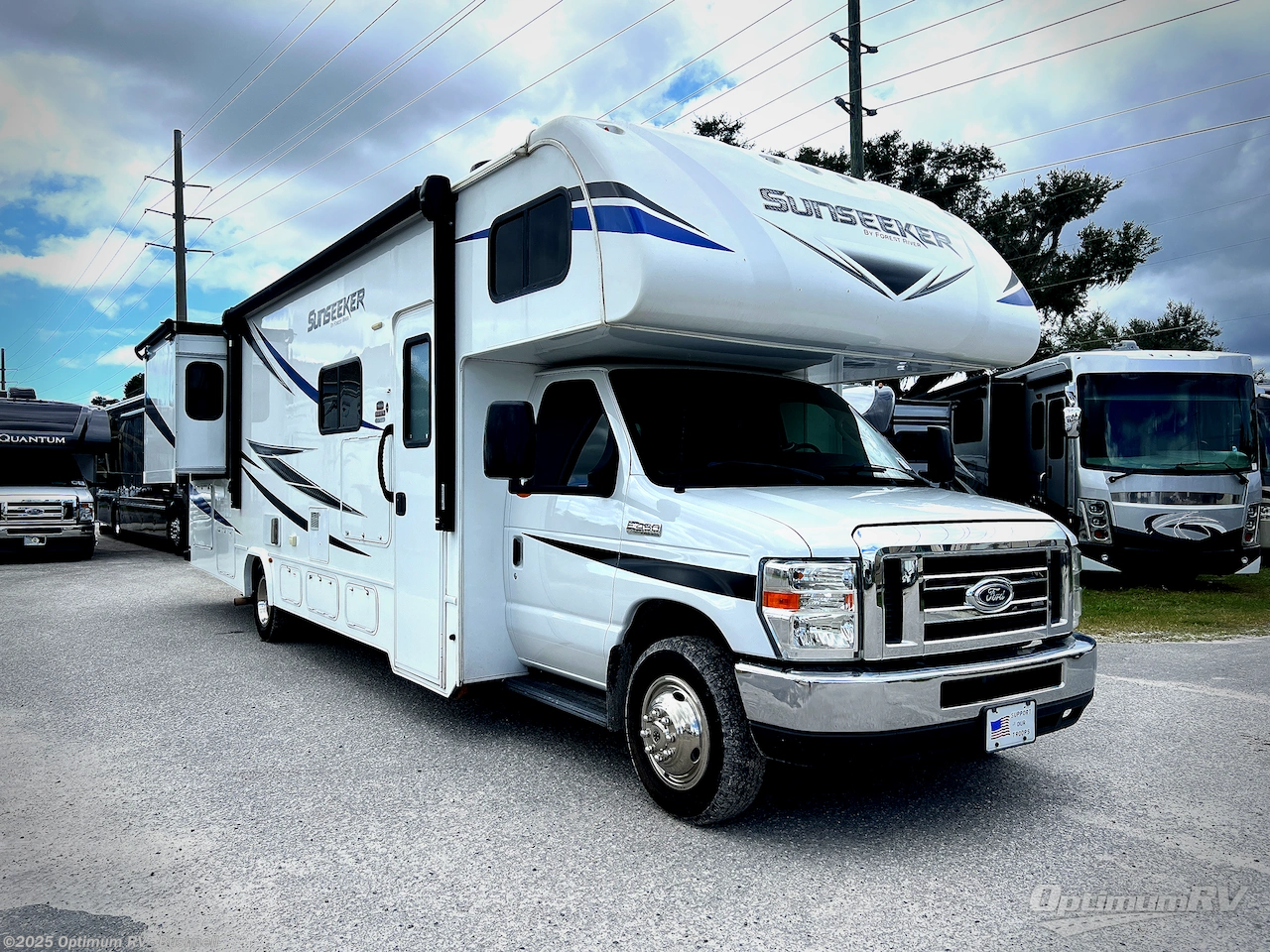 Email now about this 2020 Forest River Sunseeker 3010DS Ford! Used 2020 Forest River Sunseeker 3010DS Ford available in Bushnell, Florida